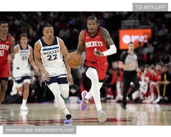 杰伦·格林腾空暴扣点燃火箭主场